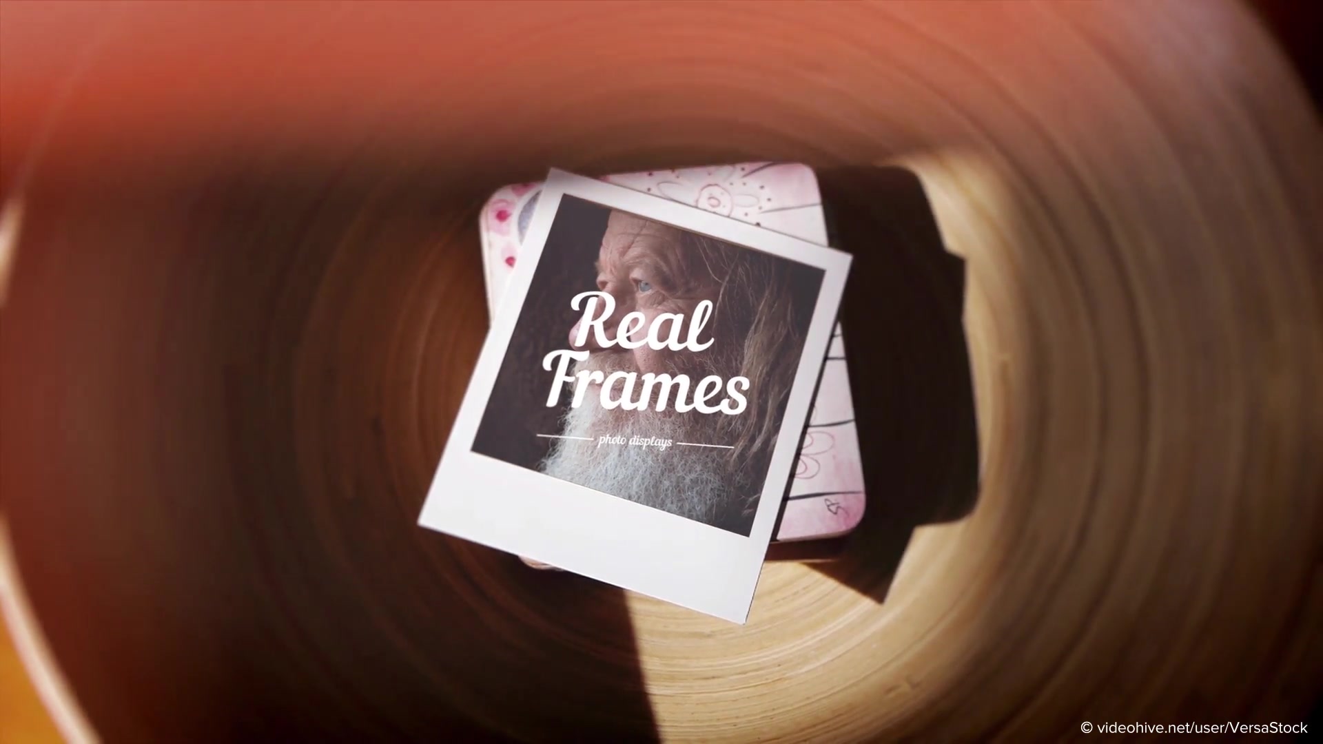 Realistic Frames in the Vintage House | Photo Displays - Download Videohive 21315771