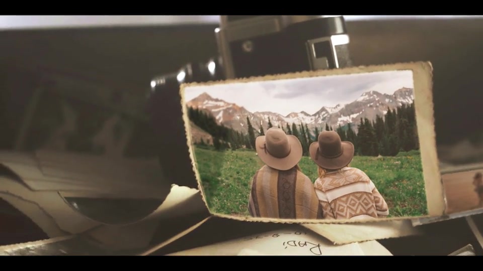 The Old Suitcase Memories Videohive 26902563 After Effects Image 9