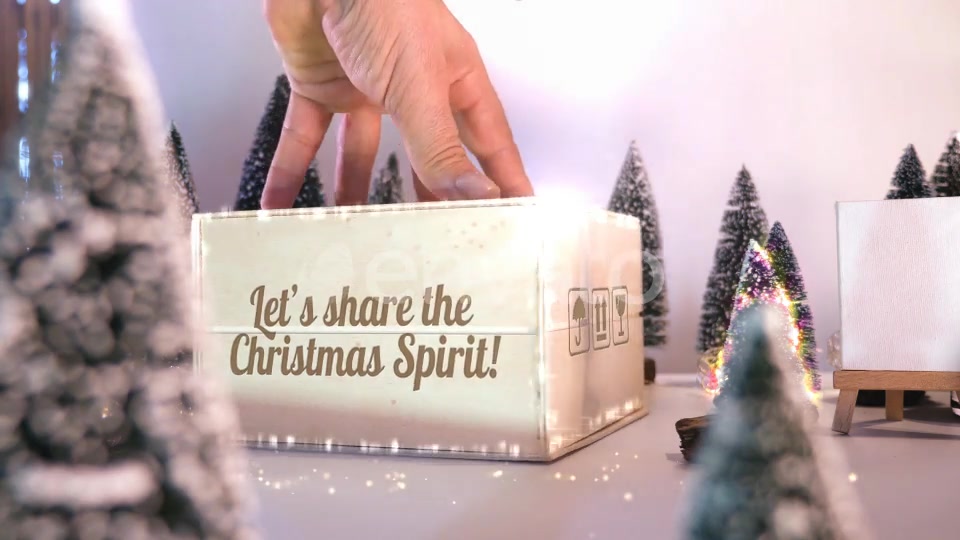 Capture & Share the Xmas Spirit! Merry Christmas and a Happy New Year! Videohive 25288575 Motion Graphics Image 10