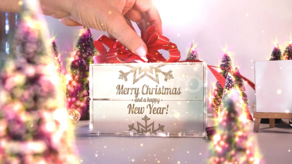 Capture & Share the Xmas Spirit! Merry Christmas and a Happy New Year! Videohive 25288575 Motion Graphics Image 11