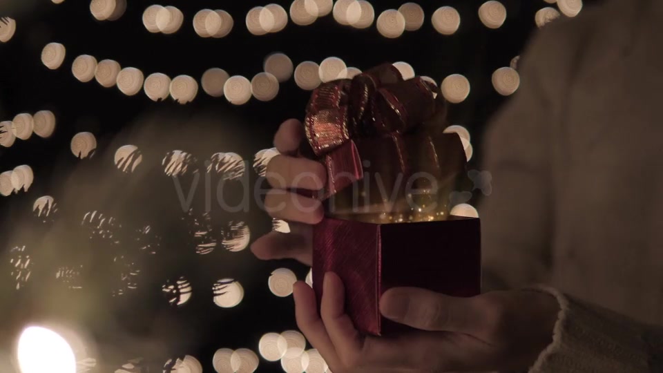 Opening Gift Box Videohive 20920934 Motion Graphics Image 3